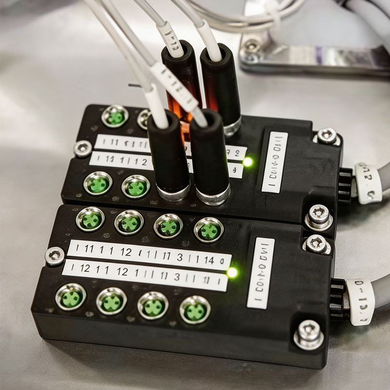 3 Trends 2026 High-Speed • High-Voltage • Digital Reshaping Connectors